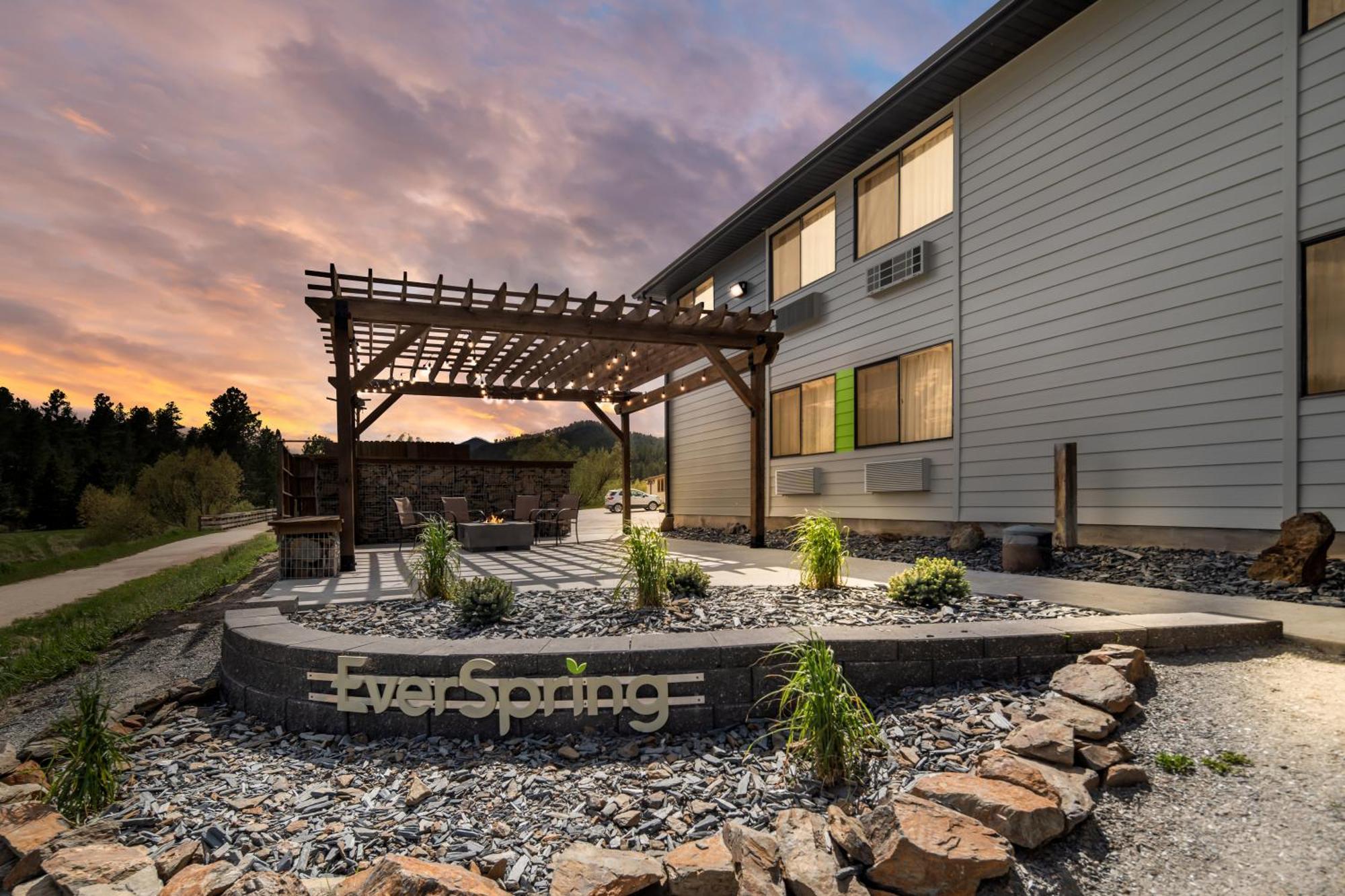 Everspring Inn & Suites Hill City Zewnętrze zdjęcie
