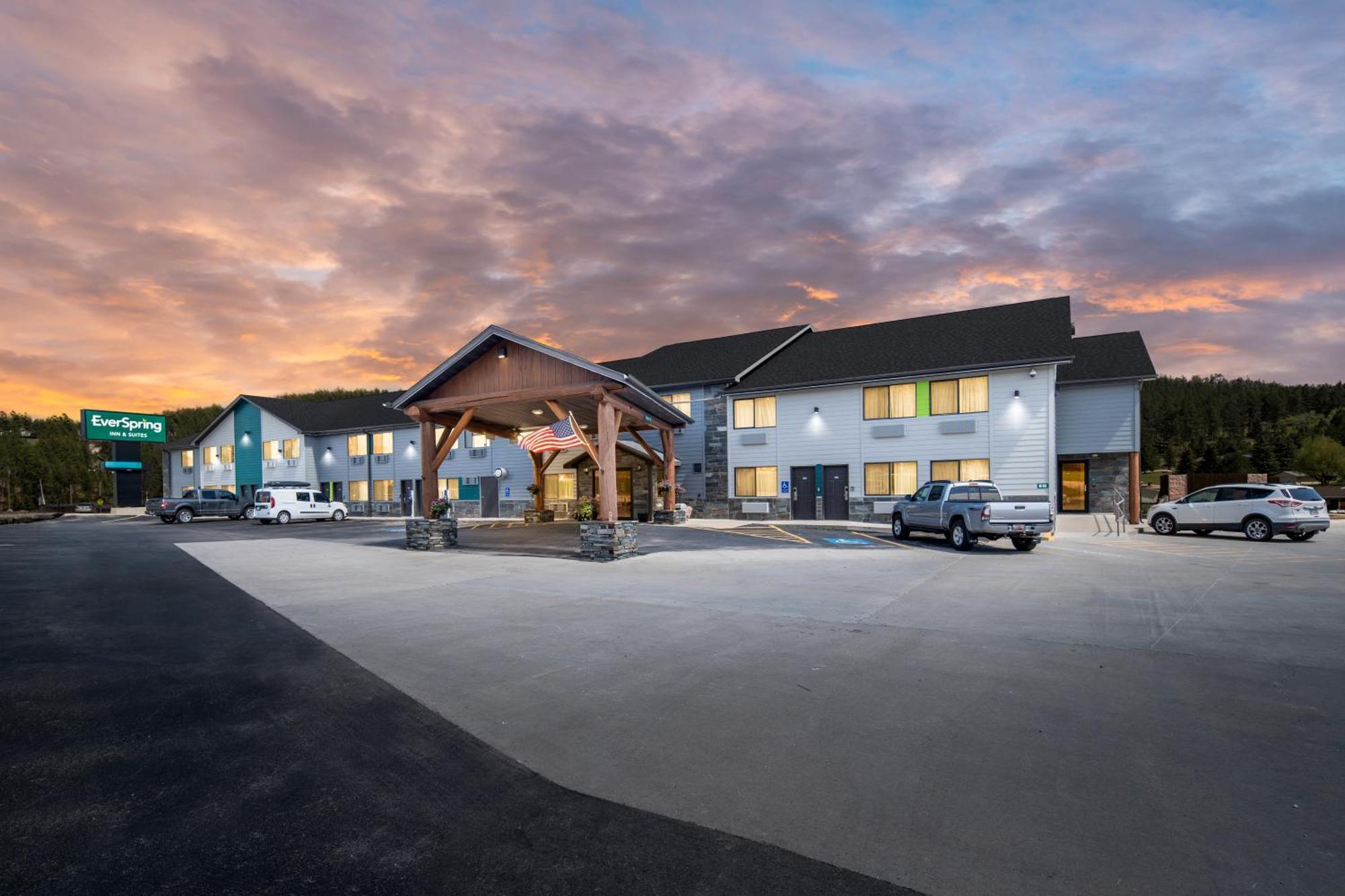 Everspring Inn & Suites Hill City Zewnętrze zdjęcie