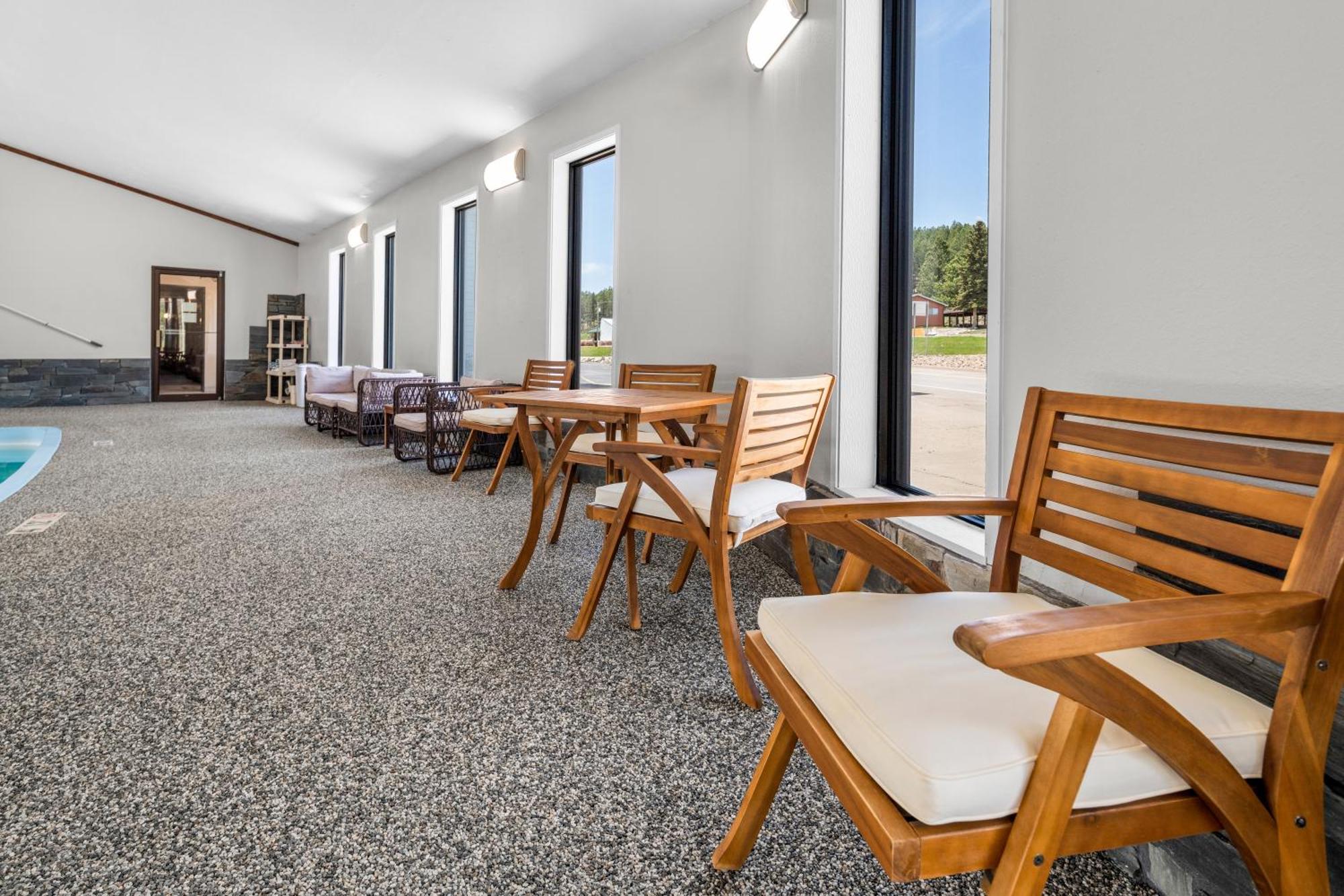 Everspring Inn & Suites Hill City Zewnętrze zdjęcie