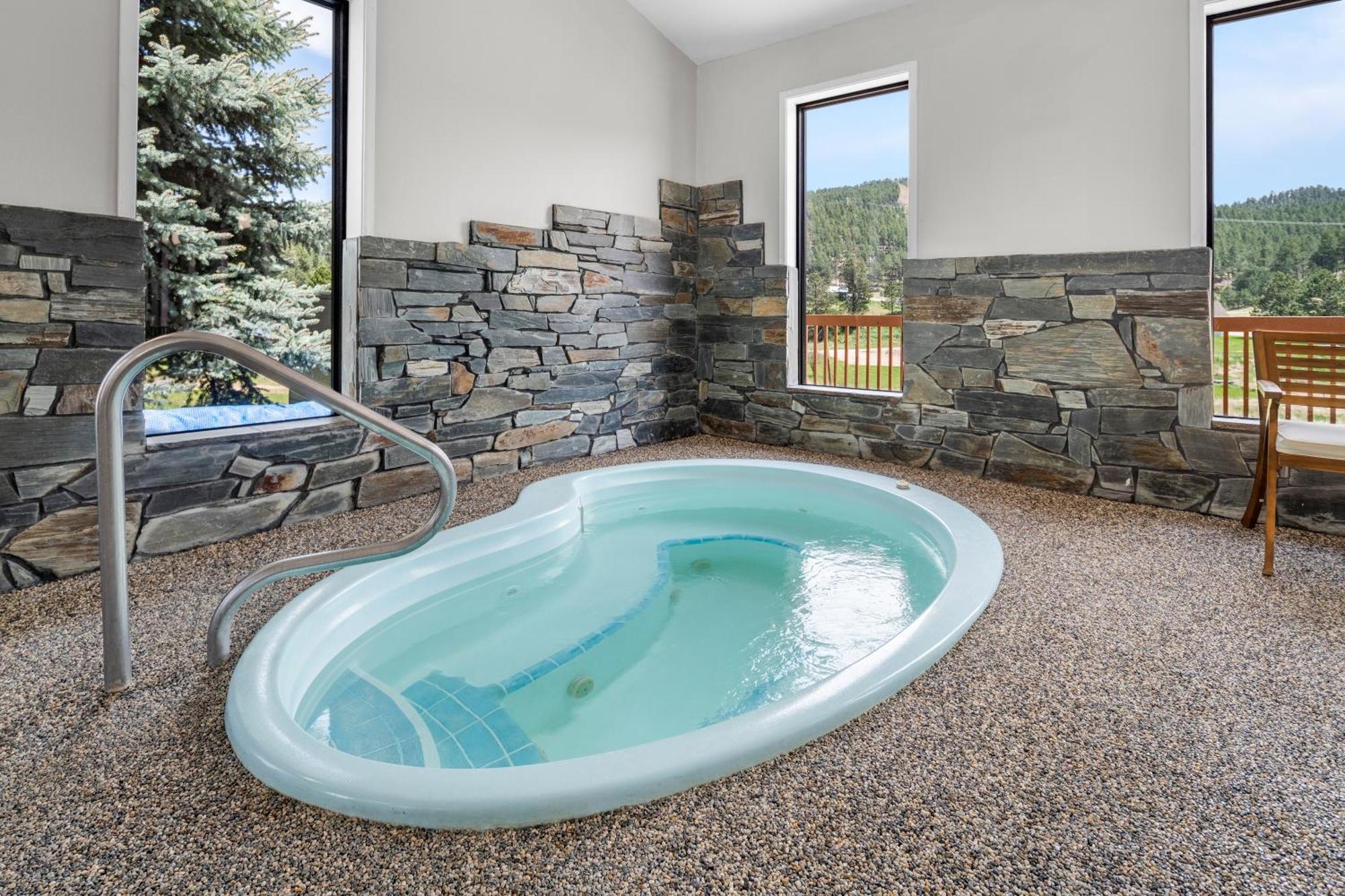 Everspring Inn & Suites Hill City Zewnętrze zdjęcie